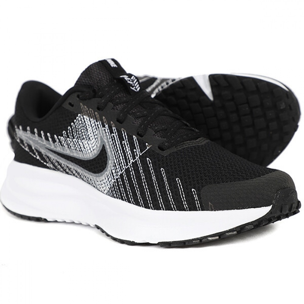 ナイキ ラン ディファイ