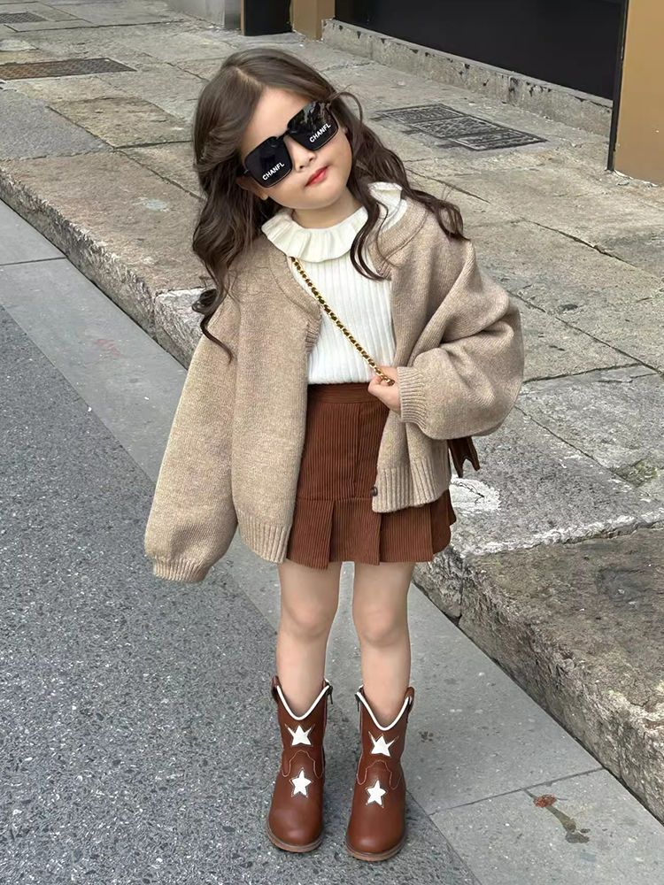 カーキ色のニットジャンパーカーディガン ブラウンの半そでスカート 春 春 新しいスタイル 子供ワンピース 女の子 ベビー服 韓国子供服 ベビー服 ベビー用品 ベビー服 子供服 2025