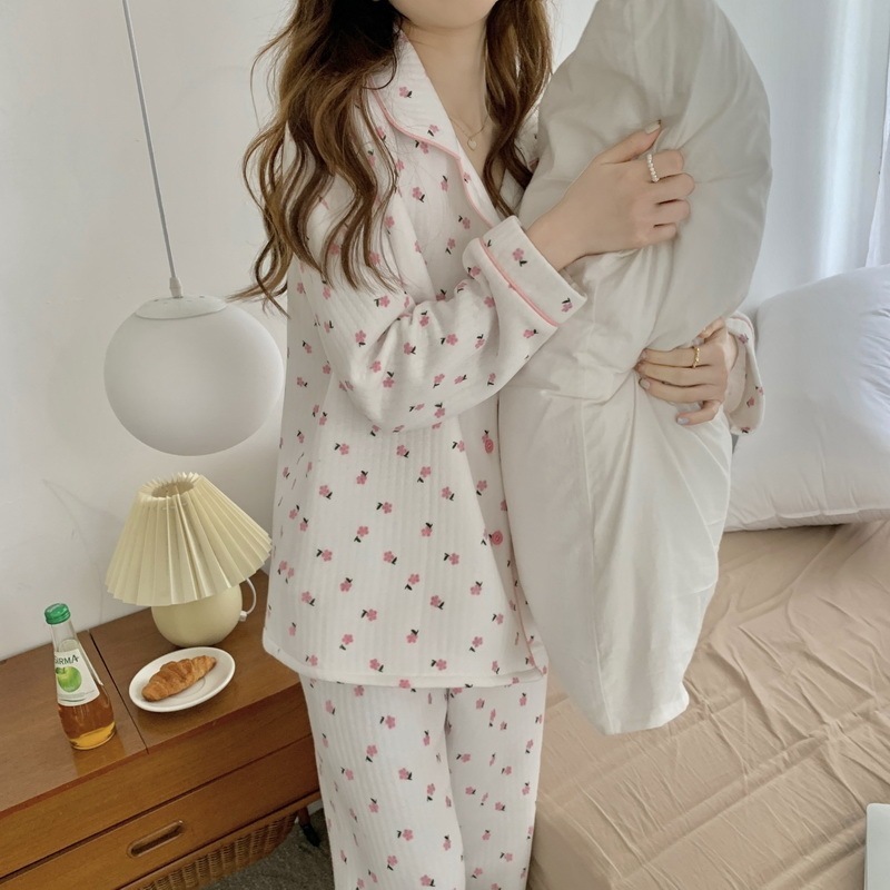 オールインワンセットアップセットアップセット スウェット上下セット韓国婦人服の対外貿易ins冬の新作パイナップル柄ウールのスリーパースカートロングタイプのパジャマかわいい部屋着 アップ