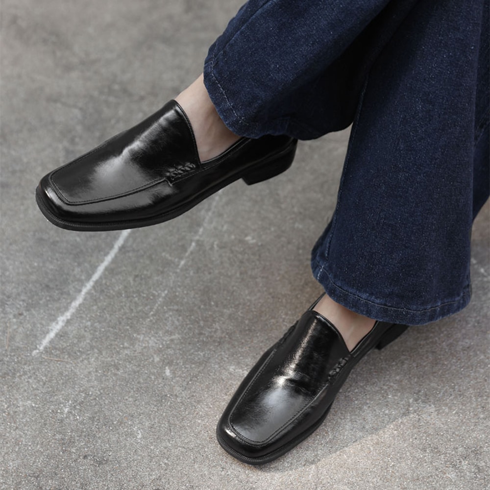 ベラレザースクエアローファー