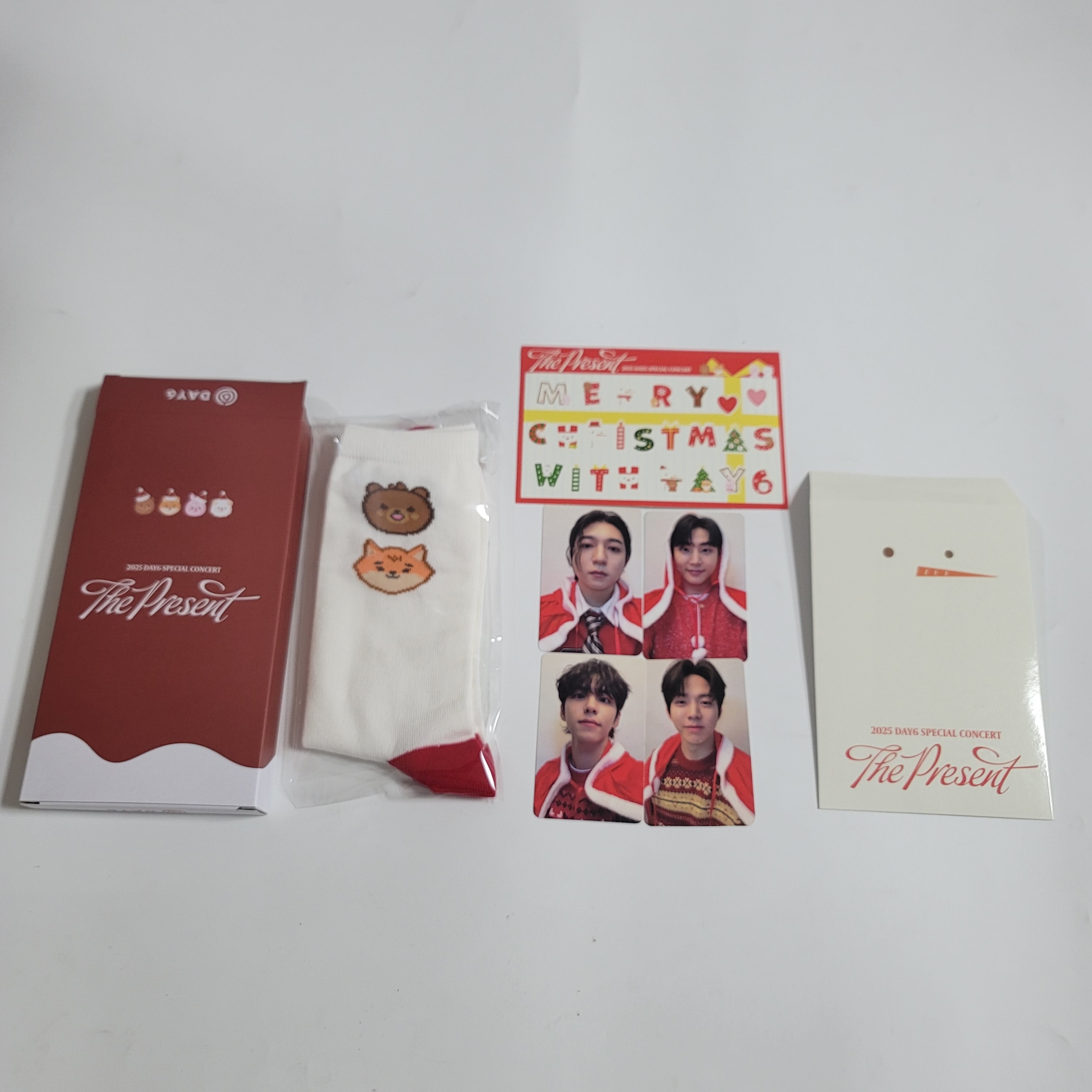 2025 DAY6 Special Concert The Present フォトカードソックストレカセットDay1