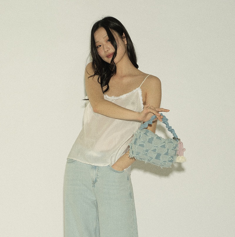 【公式】 Amber アンバー 韓国ファッション デニム シャーリングバッグ ミニバッグ おしゃれ ショルダーバック