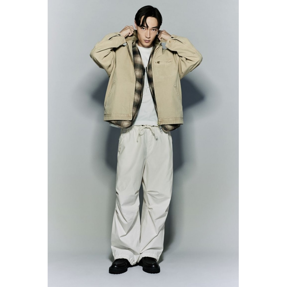H&M パラシュートパンツルーズフィットホワイト