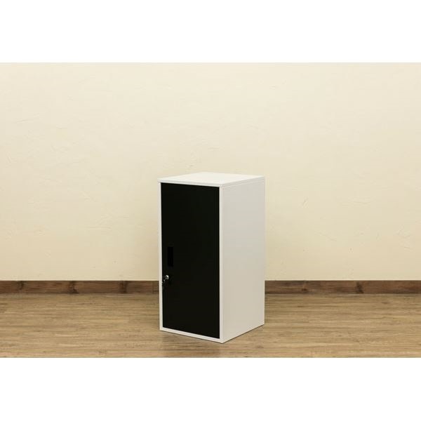 ハイタイプ 鍵付きロッカー/収納ラック ブラック 幅38cm スチール カギ2個 棚板 転倒防止器具付き 連結可 キューブBOX