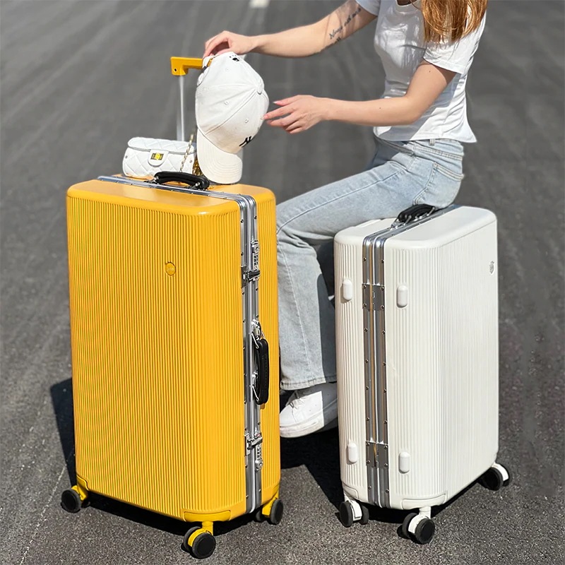 スーツケース 機内持ち込み 超軽量 静音 万向輪 キャリーケース キャリーバッグ 修学 旅行 出張