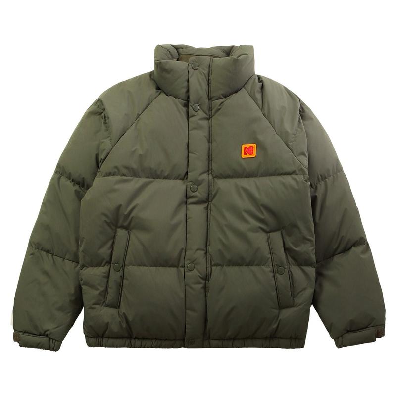 共用エッセンシャルステンネックダックダウンジャケットK4423EDJ97 KHK