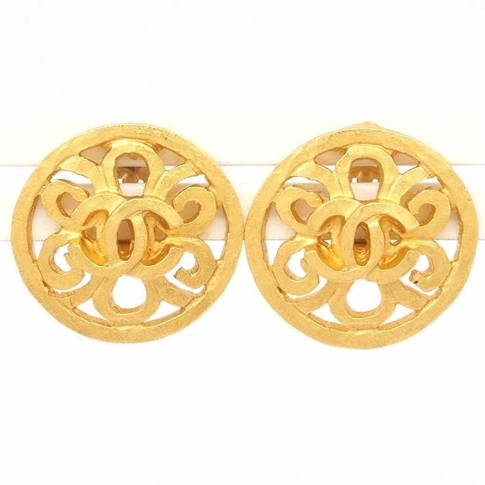 【美品】シャネル ココマーク 透かし ラウンド ゴールドカラー クリップ式 【イヤリング】
