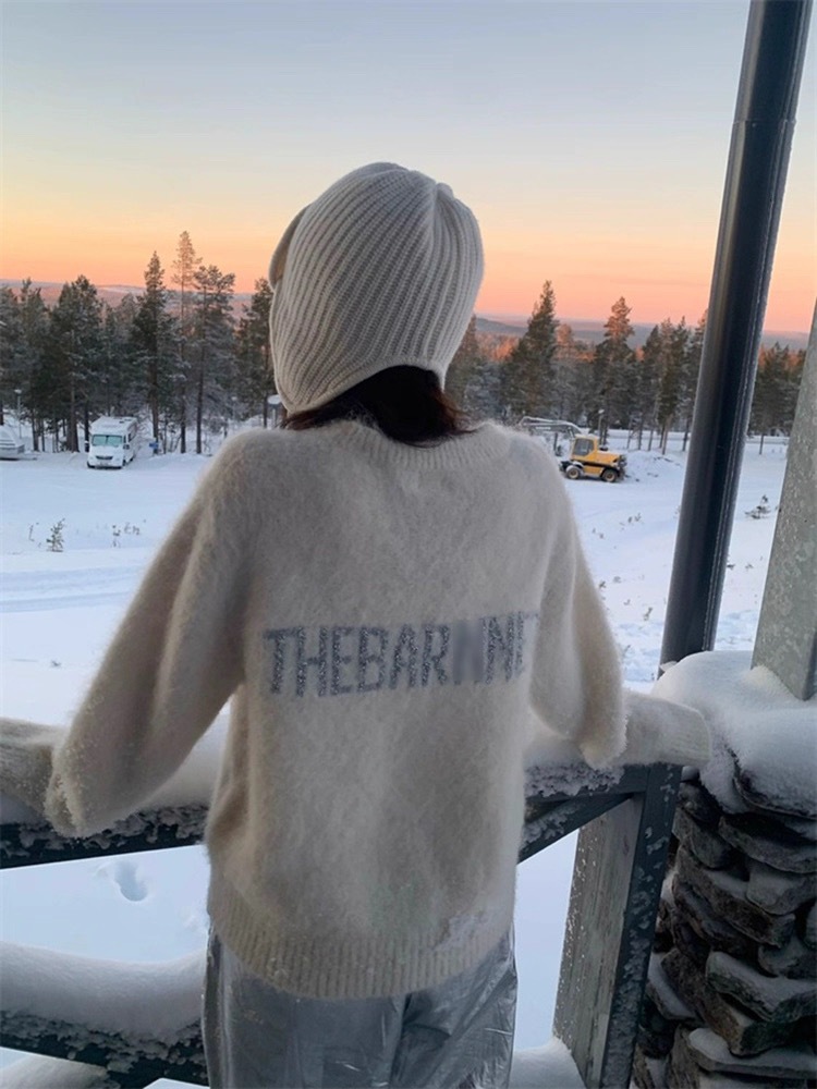 Barnnet Glitter Logo Alpaca Knit Sweater バーネット　アイボリー　韓国　人気　ラメ　レディース　トップス　あく冬　防寒