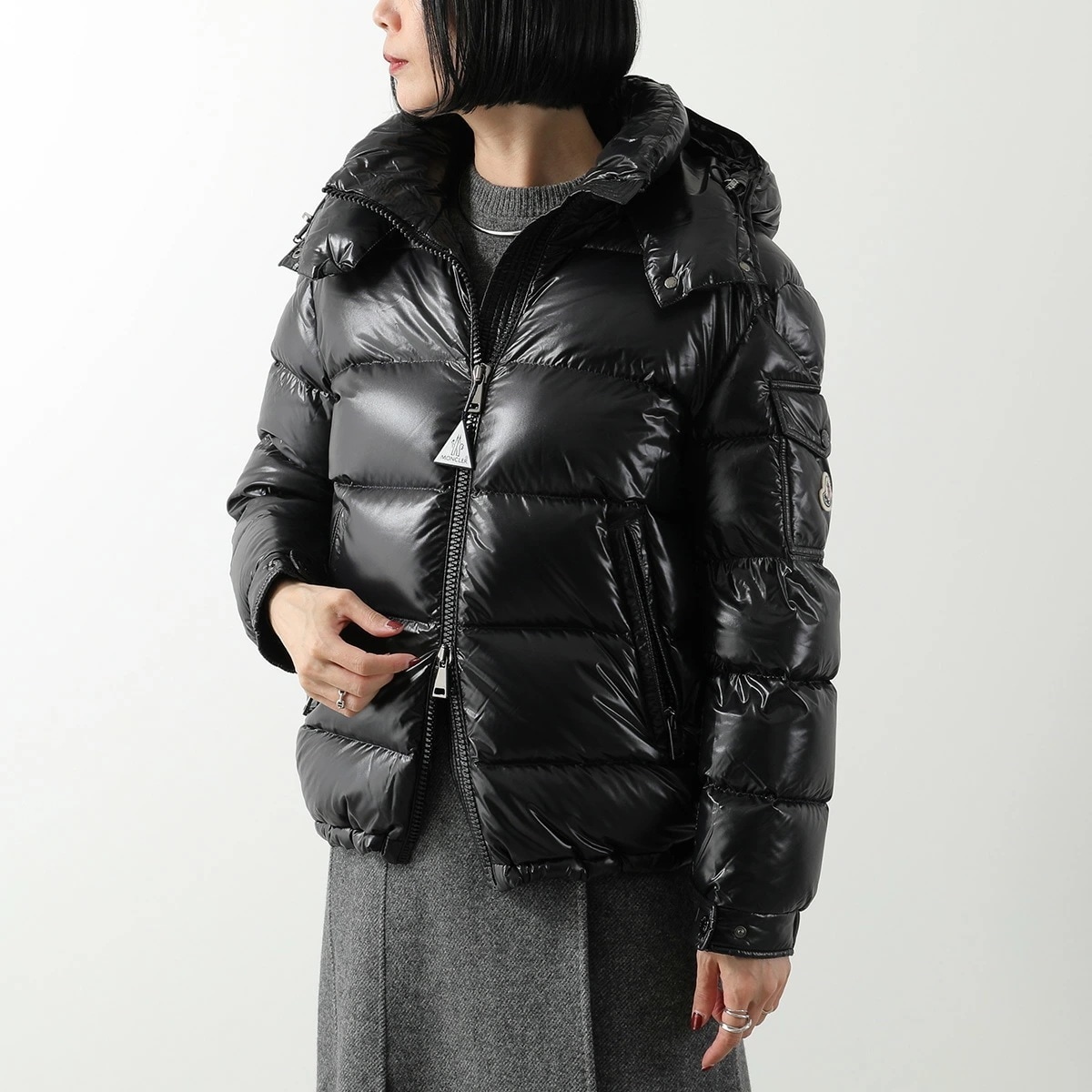 MONCLER モンクレール ダウンジャケット MAIRE マイール 1A00142 68950 レディース ナイロン ロゴパッチ フード付き ショート丈 999