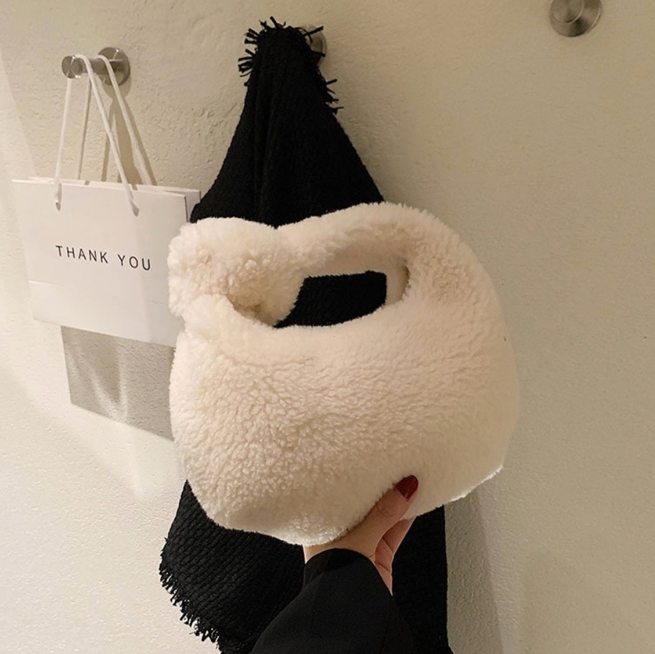 ボアミニバッグ ミニハンドバッグ テディボアミニバッグ 韓国 レディース オルチャン 黒 ブラック 白 ホワイト 茶色 ブラウン 黄色 イエロー 緑 グリーン モスグリーン 青 ブルー