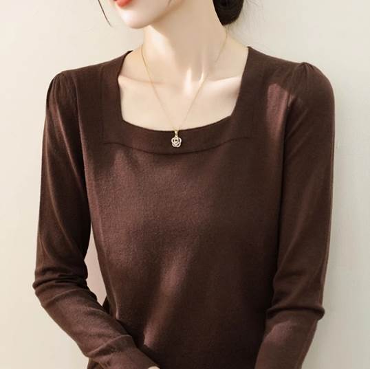 鎖骨見せ 長袖 トップス ニット プルオーバー 春 秋 スクエアネック 普通丈 すっきり 肌みせ