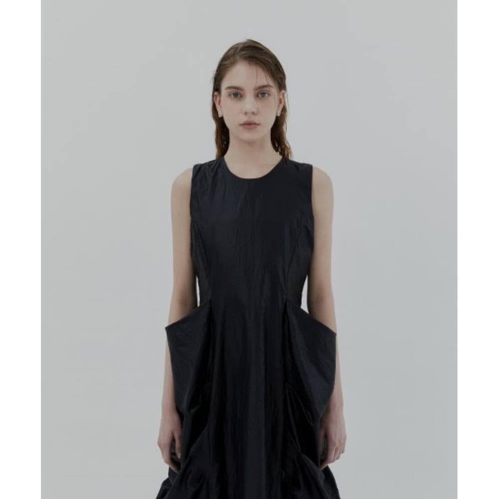 TREEMINGBIRD Drape Pocket Sleeveless Dress Black TMB23