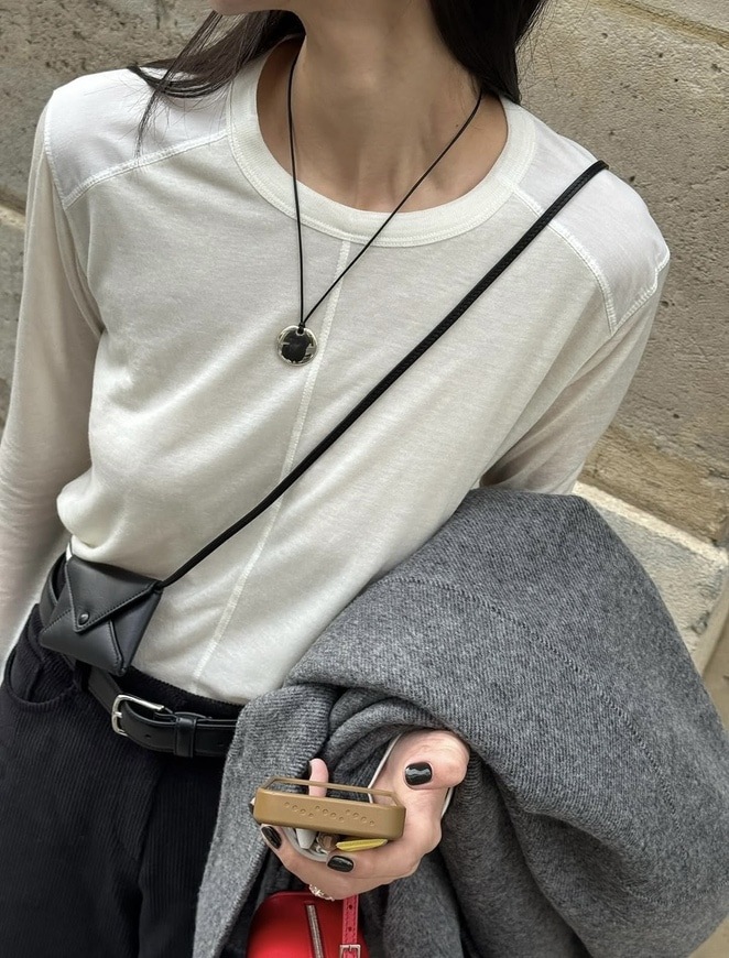 ピロー Tシャツ 아웃핏 필로우 티셔츠 (2colors)