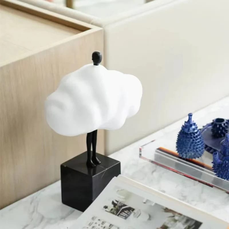 ミニマリストと雲　モダンな黒と白のインテリア