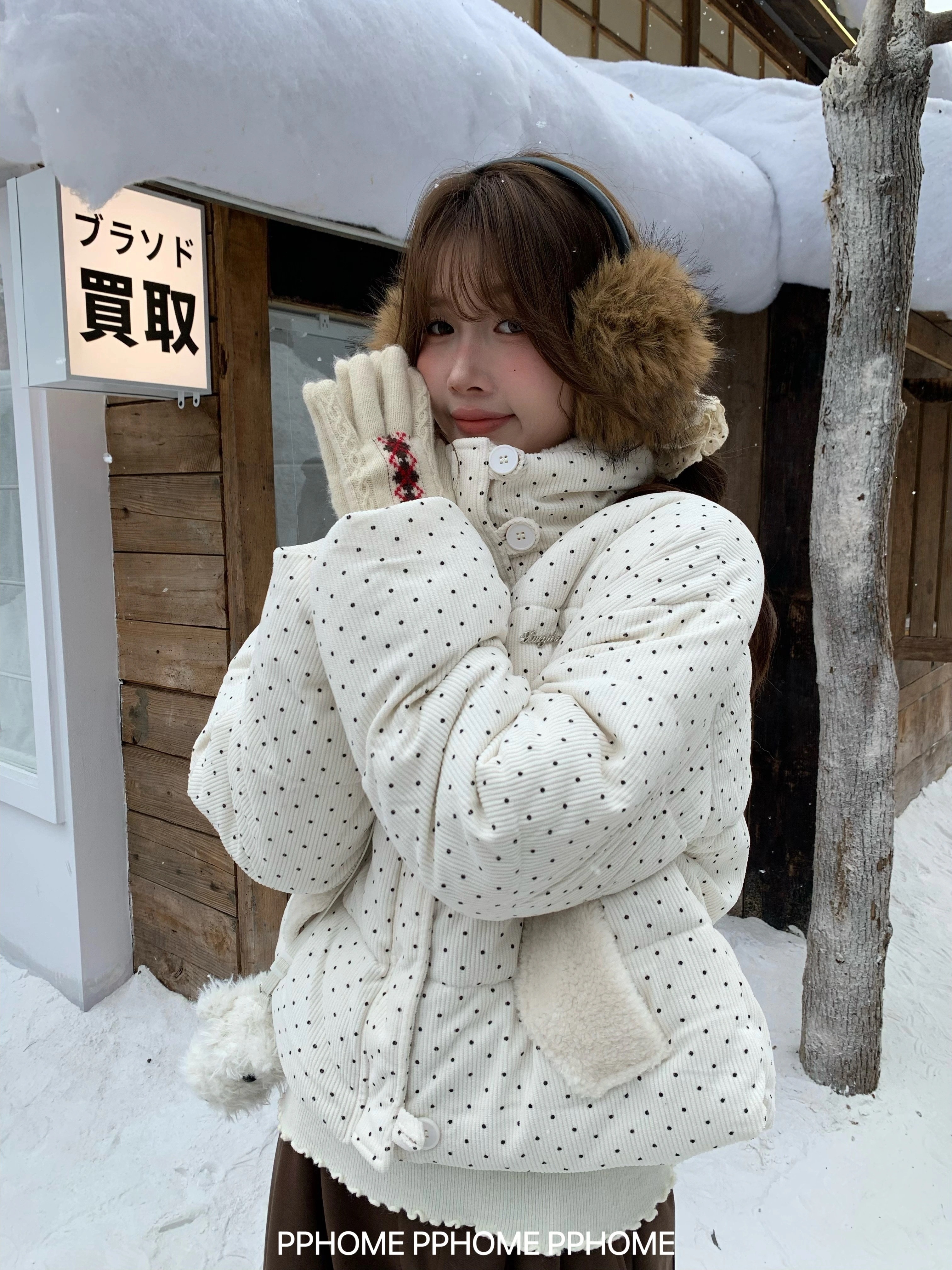 贈り物2025 秋冬ふっくら中綿 レトロ襟付きジャケット 厚手 防寒あったかアウター ハイネック暖かい羽織るかわいいジップアップフェイクムートン長袖トレンド裏サイズシルエット韓国ファッションレディース 4,678円