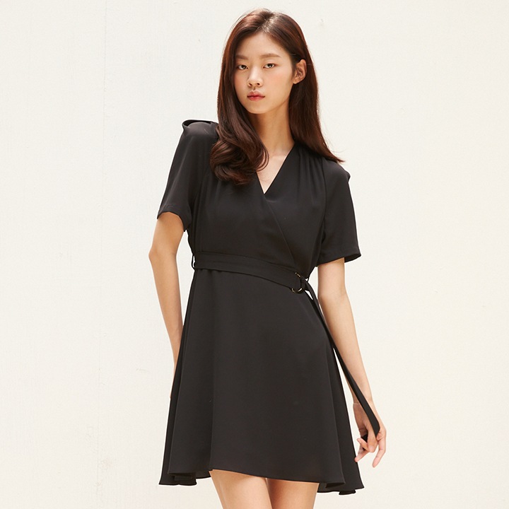 MINI WRAP FLARE ONE-PIECE HALF SLEEVE BASIC BLACK