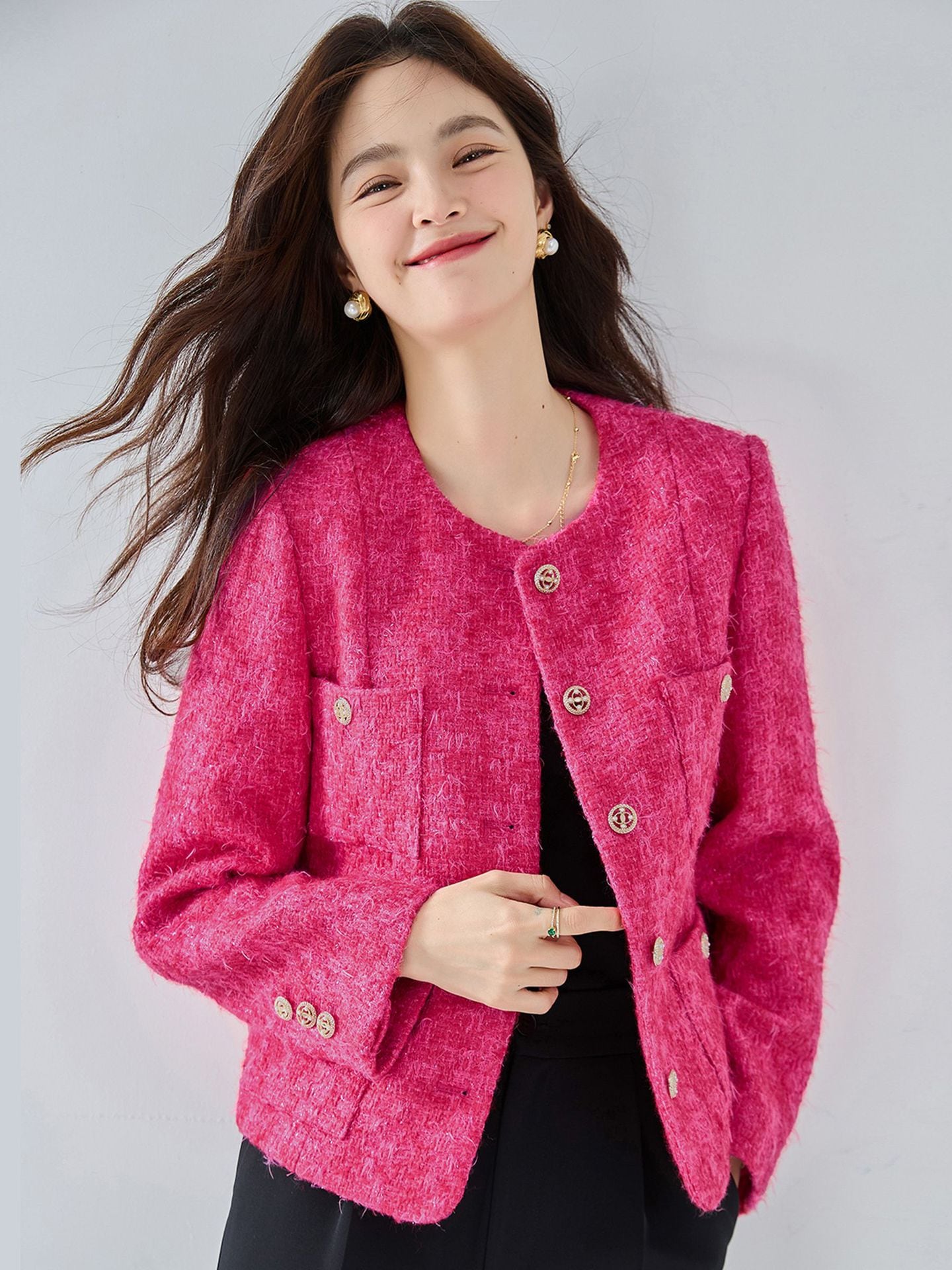 24秋髙韓国版贅沢小香風ショートジャケット火竜果色白小丸襟ウール編み感ショートジャケット 15388