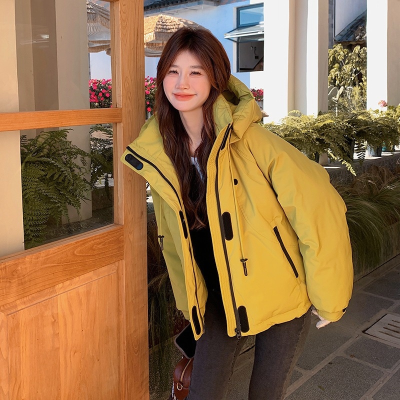 ファッショナブルなフード付きダウンジャケット2024新しい韓国スタイルカジュアル90ホワイトダックダウン小男ワークジャケット