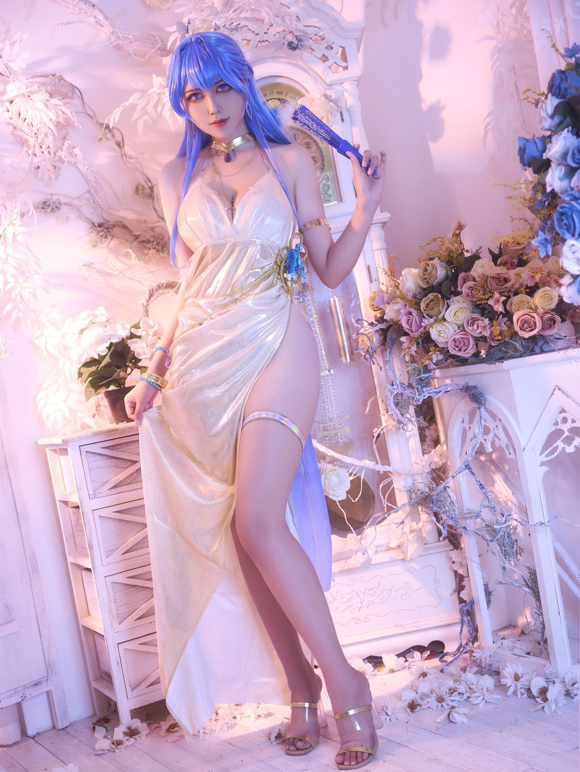 勝利の女神：NIKKE 風 Helen ヘルム ヘレン コスプレ衣装 コスチューム ハロウィン 変装 仮装品質良い 店舗お勧め