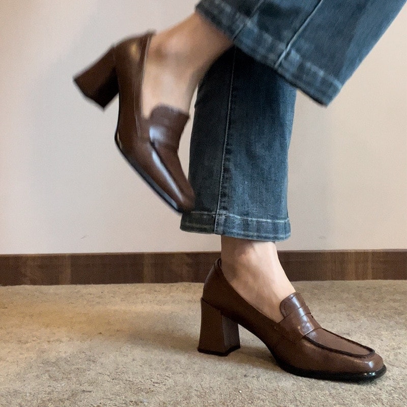 太いハイヒールの女性秋新型黒英倫ローファー 気質スクエア靴通勤革靴