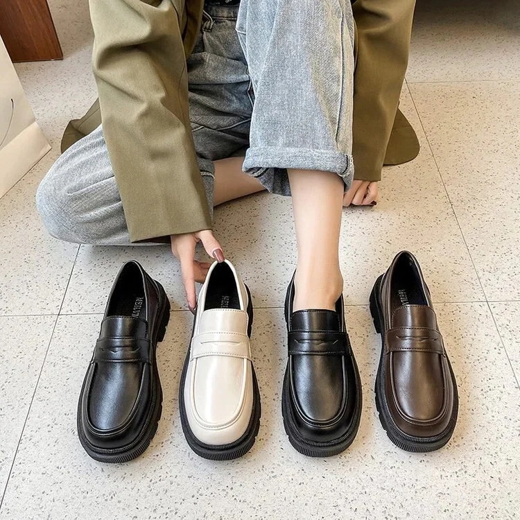 シューズ ローファー シューズ パンプス ローファー 靴 レディース 毎日履きたい 今が絶対買い流行の靴 レディース 厚底靴　松糕靴
