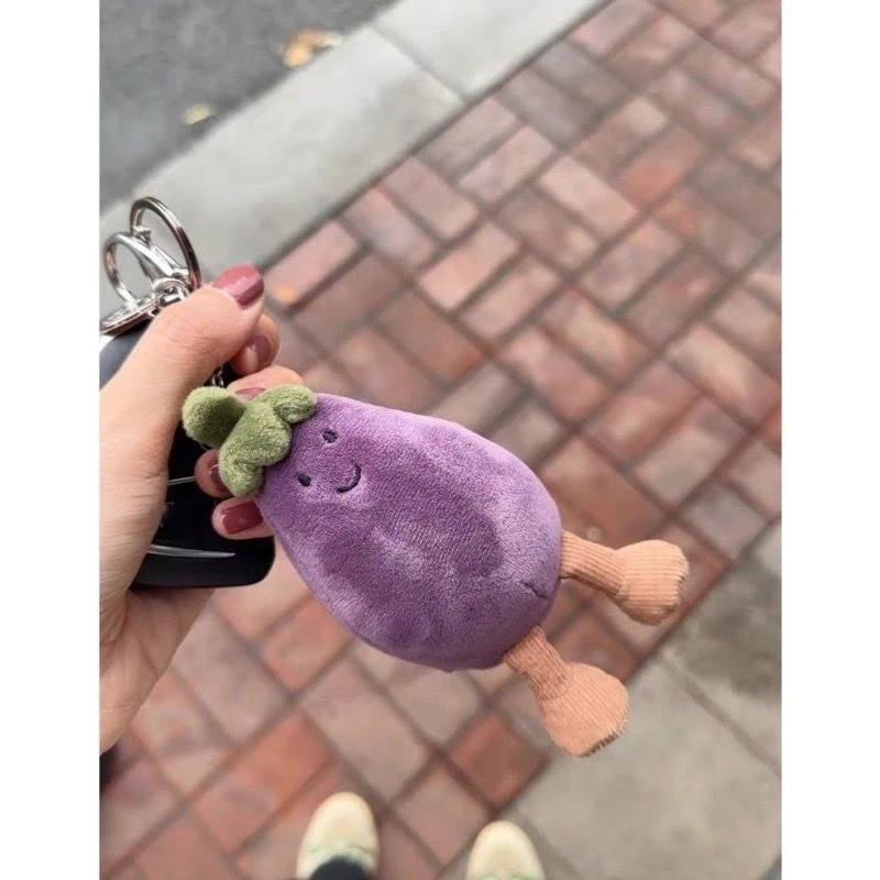 大人気！ 2025 にぎやかなナスバッグペンダント子供用おもちゃバッグペンダント人形 キーホルダー zerobaseone 外 コート メガ割 パジャマ STRAYKIDS nct wish RIIZ