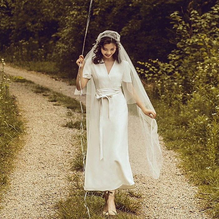 最終在庫ウェディングドレス 袖あり 二次会 ロングドレス ウエディングドレス 花嫁 Aラインドレス パーティードレス 演奏会 ブライダル お呼ばれ 結婚式 エンパイア ワンピース 披露宴 海外挙式 前