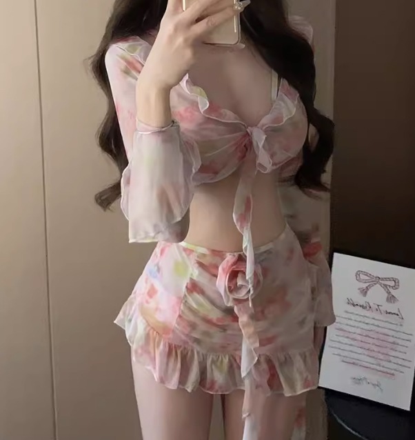 水着 ビキニ スイムウェア レディース 体型カバー 長袖 リボン レース シフォン フリル セット 上下セット かわいい 大人可愛い きれいめ 華やか 大人っぽい おしゃれ 主役級 存在感 セクシー