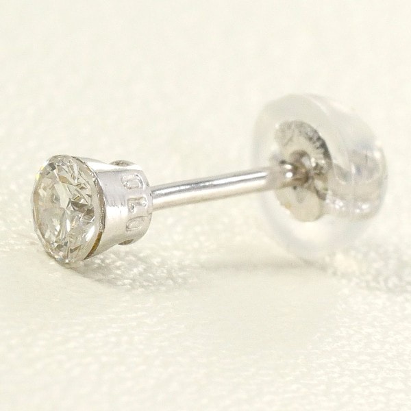 K18 18金 WG ピアス(片耳) ダイヤ 0.10 中古