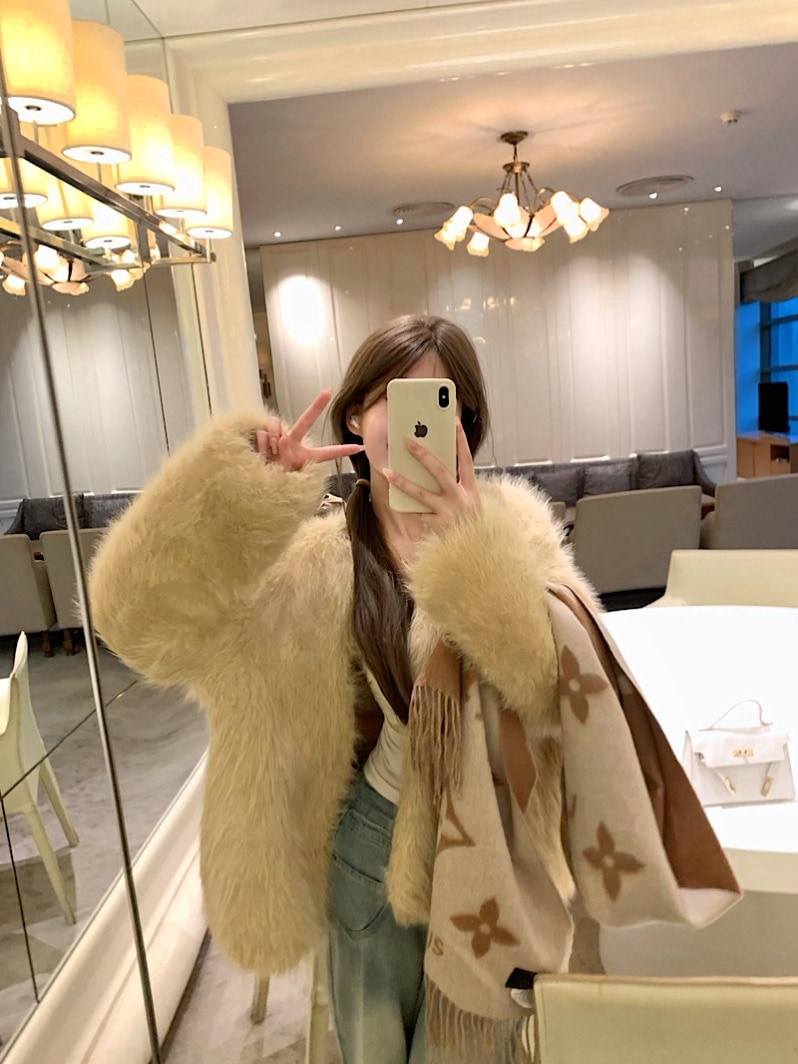 秋冬防寒 あったかアウター中綿 韓国風コートスタイルアップ かわいい ブルゾンファー付きファッション系裹起毛大人ゆったりカジュアルストリートサイズレディースムートン襟エコゆるダボ シルエット学生丈
