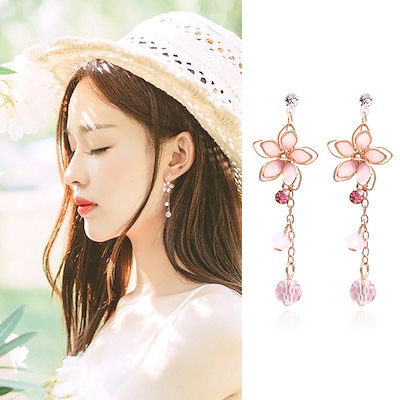 【新品未使用】Swarovski 桜モチーフ ピアス 新品未使用】Swarovski 桜モチーフ ピアス