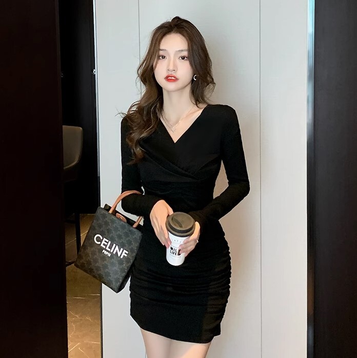 ワンピース ショート丈 長袖 スリム かわいい 大人可愛い きれいめ カジュアル 大人 上品 おしゃれ お洒落 かっこいい 大人女子 ラブリー キュート ガーリー 個性的 クール セクシー エレガント