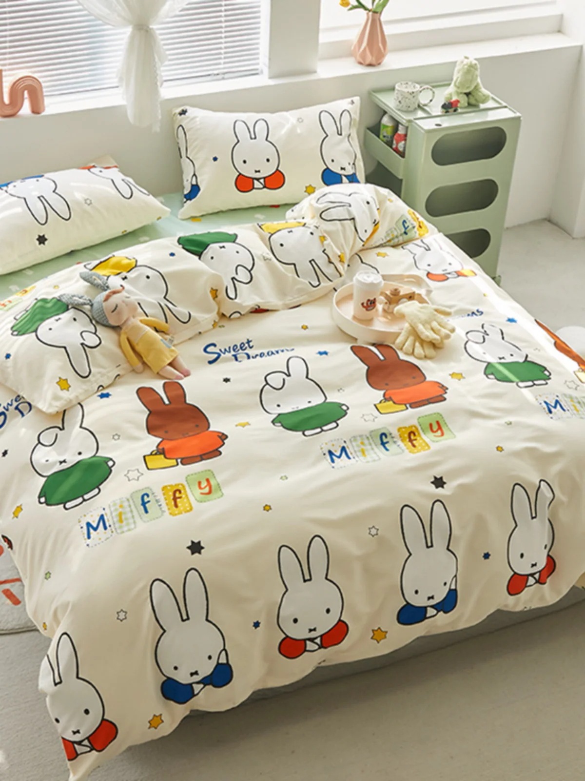 ミッフィー 布団カバーキュートガールミッフィー 綿100 4枚合わせ掛け布団カバー 反応プリントベッドシーツ4 5,354円