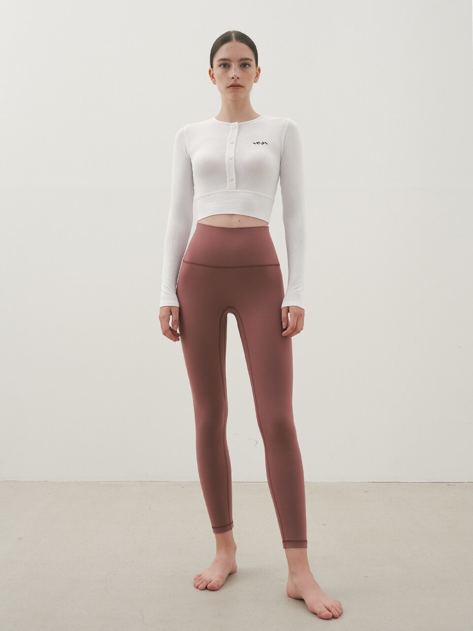 INJIACTIVE フィールフリーアンクル 24 ピンクブラウン