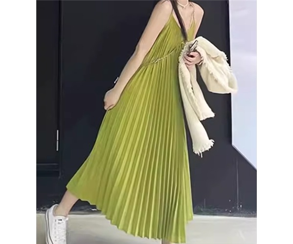 レディース ワンピース プルオーバー ドレス キャミワンピース ロング 袖なし ノースリーブ Vネック プリーツ 大人可愛い シンプル カジュアル おしゃれ ラフ ルーズ ラグジュアリー セレブリティ