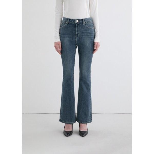 [GUESS] 女性 Dトーン ディテール ポイント フレア ブーツカット [YP3D1147