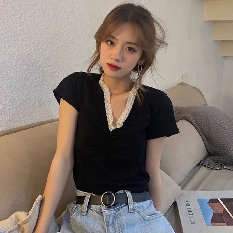 トップス Tシャツ ミディアム丈 袖あり 半袖 Vネック ストレート レース シンプル カジュアル 上品 おしゃれ レトロ 大人可愛い 大人女子 こなれ感 ラブリー キュート クール 抜け感 無地 春