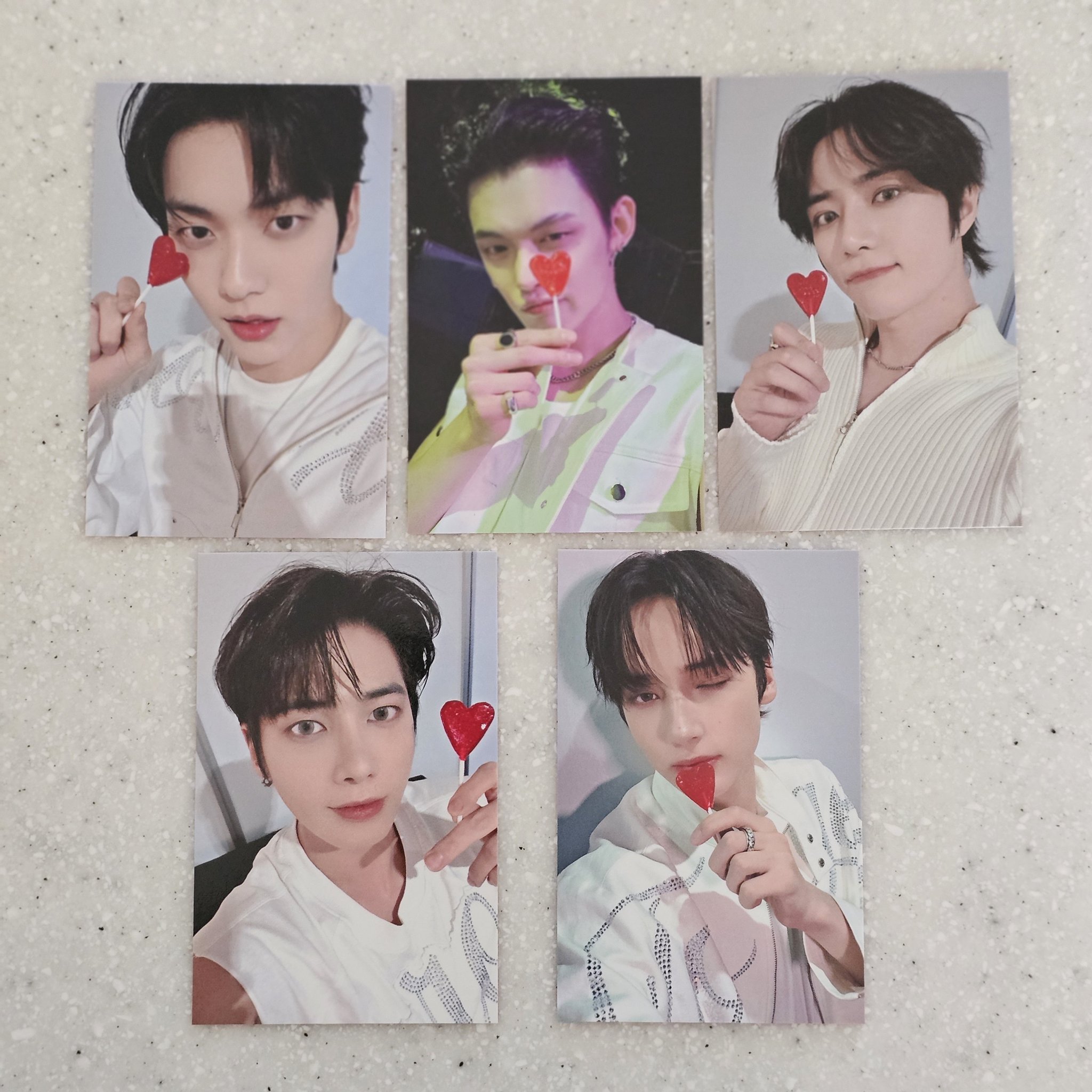 TXT トレカサノク SET トゥバ スビン ヨンジュ ボムギュ テヒョン ヒュニンカイ Love Language TOMORROW x TOGETHER broadcast photocard