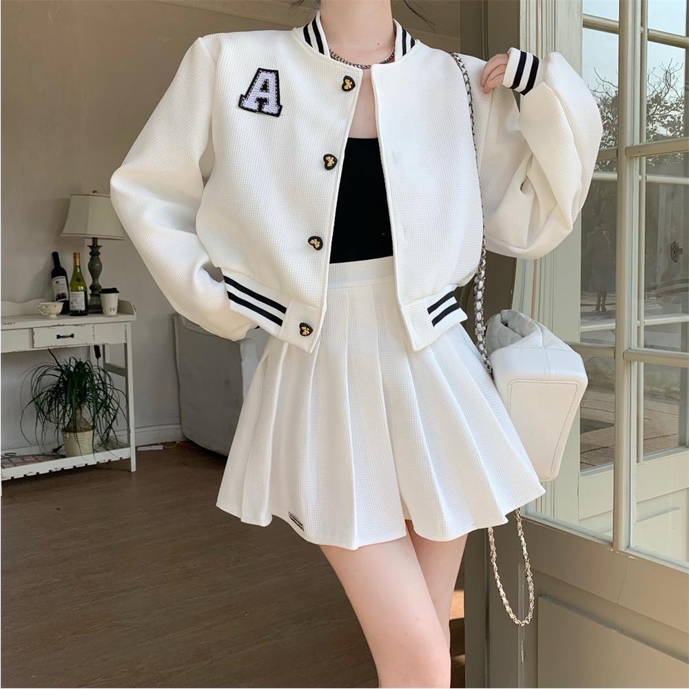 ハイエンドのカスタマイズ- 韓国女子野球ユニフォームジャケット+プリーツスカート2025秋トレンドカジュアルスポーツファッション2点セット
