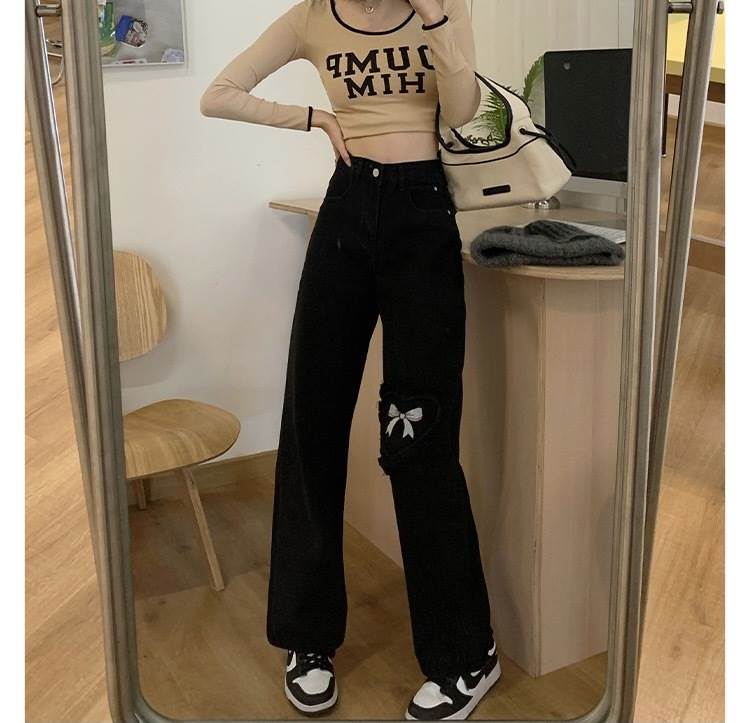 デニム レディース パンツ 黒 ブラックデニム ボトムス ズボン ワイドパンツ リボン 個性的 ハイウエスト ロング丈 ポケット ワンポイント シンプル スポーティー キュート ミックスコーデ ラフ