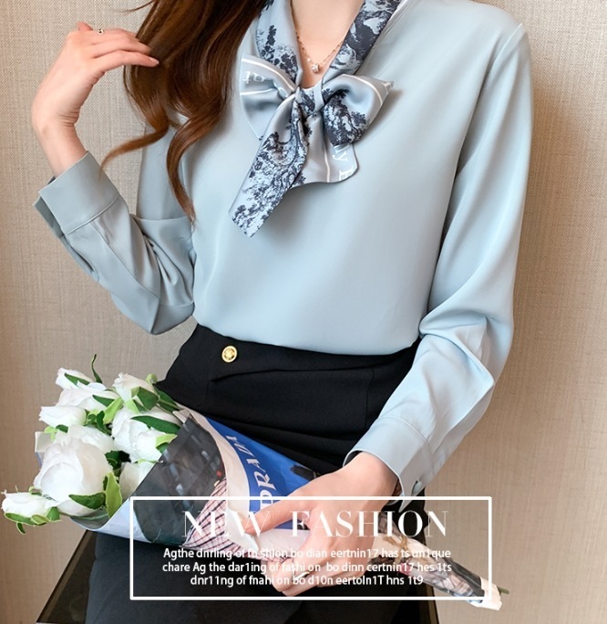 オフィス モテアイテム トップス シャツ ブラウス 袖あり 長袖 Vネック 細身 リボン かわいい 可愛い きれいめ シンプル カジュアル 上品 おしゃれ お洒落 可愛い 女子