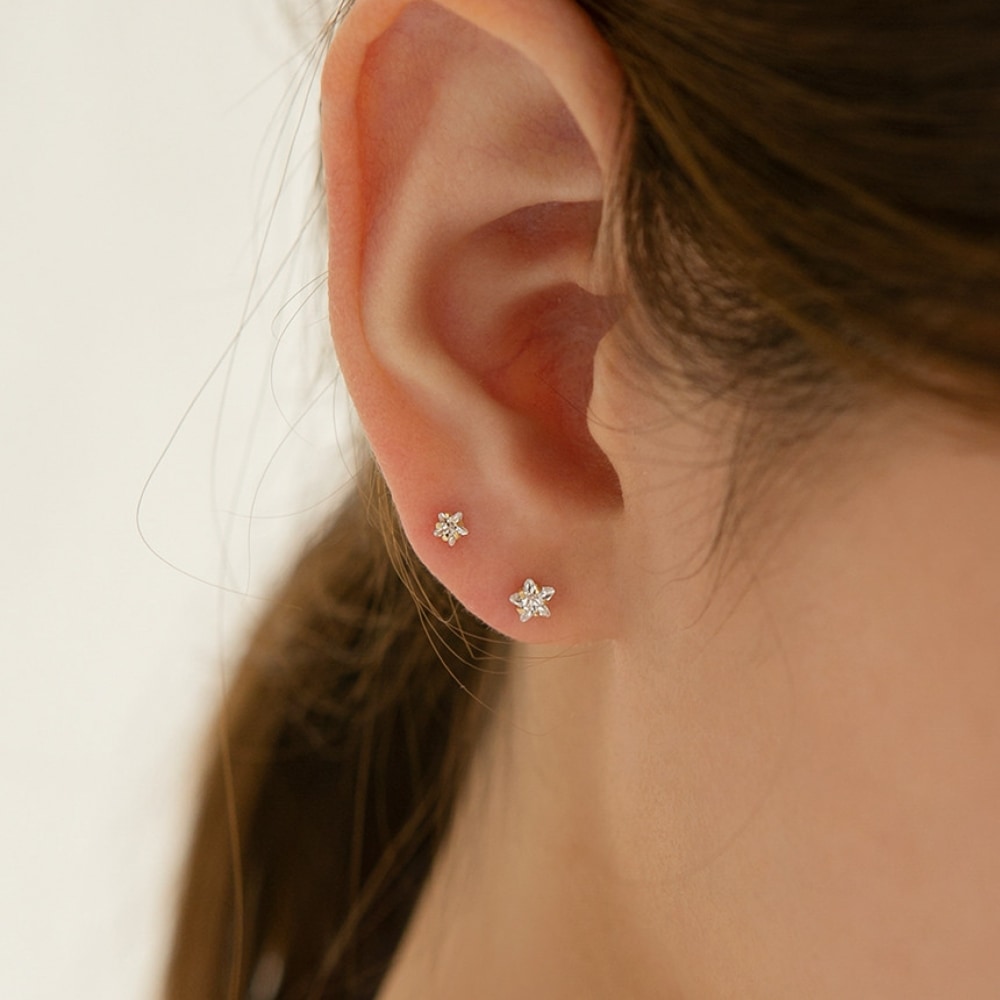 LUNNE 14k スターキュービックピアス 14k ゴールド #ES04