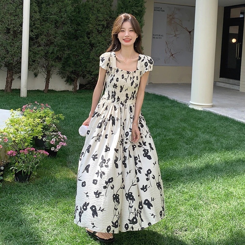 実際のフランスの甘い花の薄いドレス2024休日のウエスト薄いロングスカートの新しいティーブレークの質感の感覚