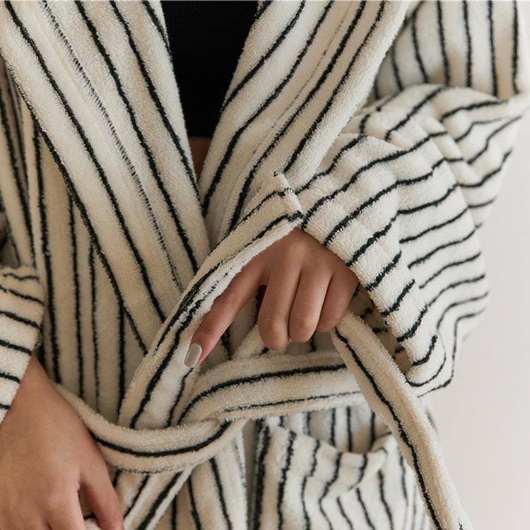 스트라이프 순면100% 모던 타올 가운 화이트