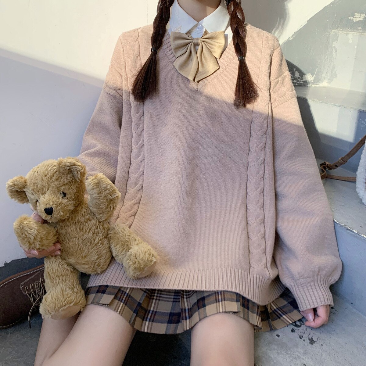 超人気 2025 ライン入り ケーブル Vネック ニットセーター ホワイト スクール 制服 セーター 学生服 カシミヤタッチ