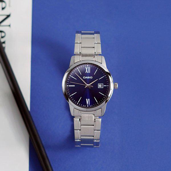 メタル時計 37mm シンプル ドレスウォッチ ブルー