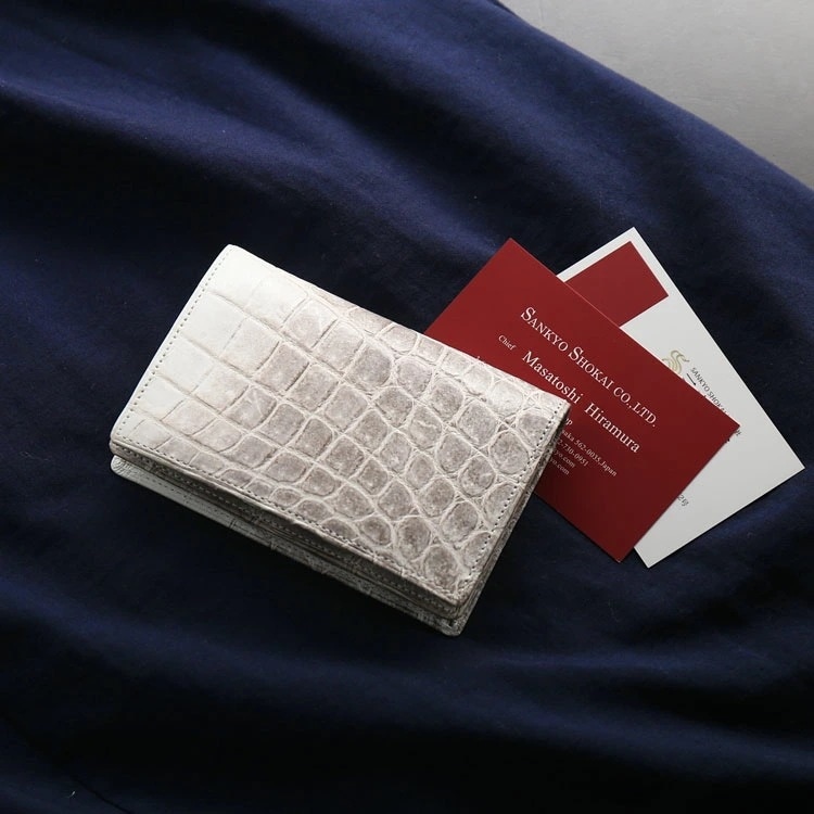 ヒマラヤ クロコダイル 名刺入れ 日本製 無双 通しマチ レディース JRA ホワイト 白 カードケース メンズ ユニセックス 贅沢 鰐革 贈り物 母の日 ギフト プレゼント 4FA (9301r)