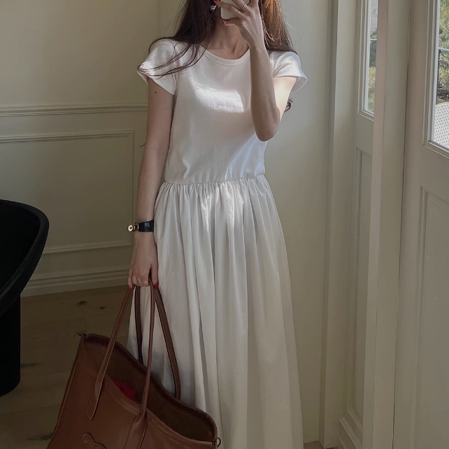 ワンピース プルオーバー フレアワンピース マキシ丈 袖あり 半袖 ラウンドネック 襟なし フレア ウエストマーク かわいい 大人可愛い きれいめ シンプル 大人 上品 おしゃれ レトロ 大人女子