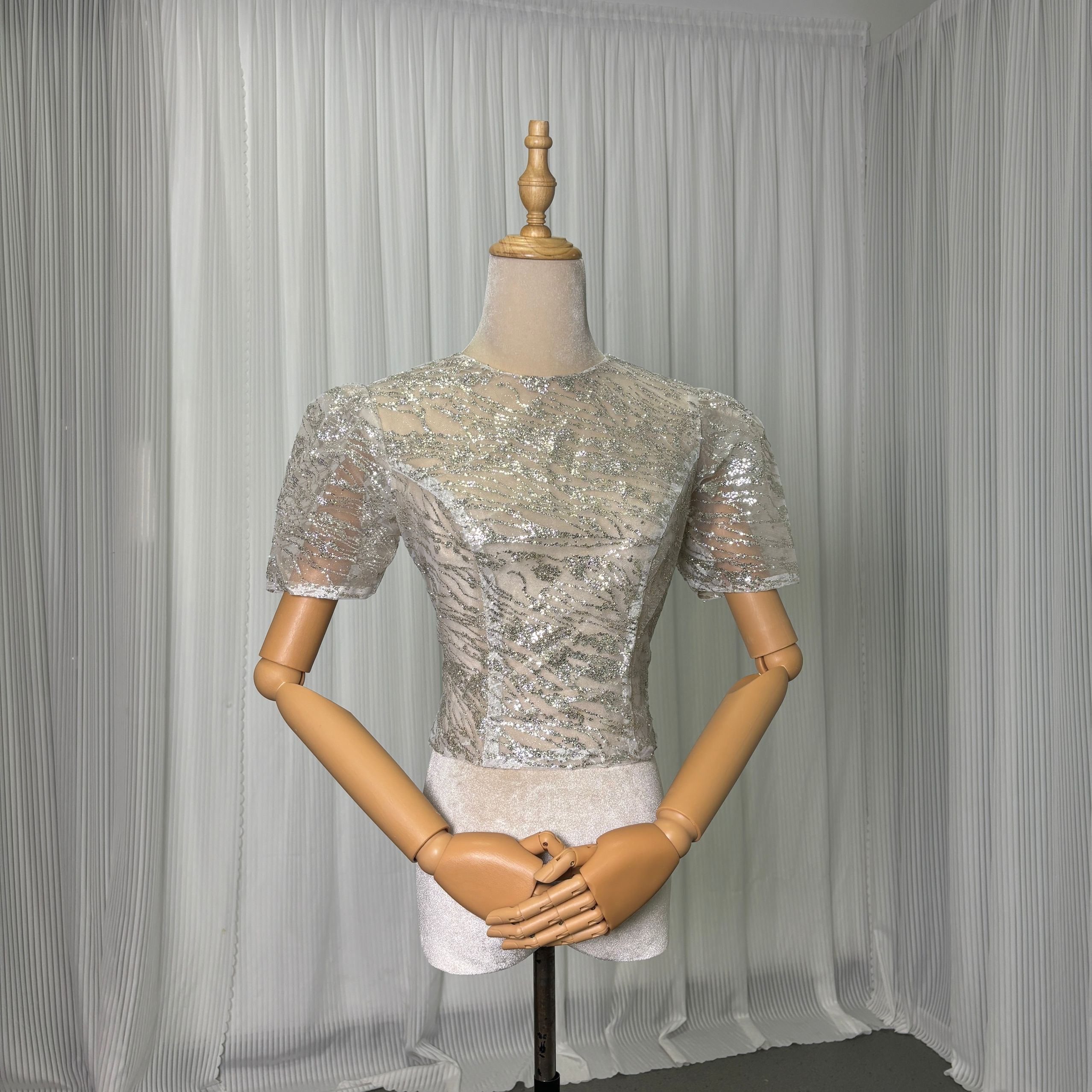 ボレロ トップス ラウンドネック 半袖 キラキラスパンコール くるみボタン ウェディングドレス 花嫁 14,468円