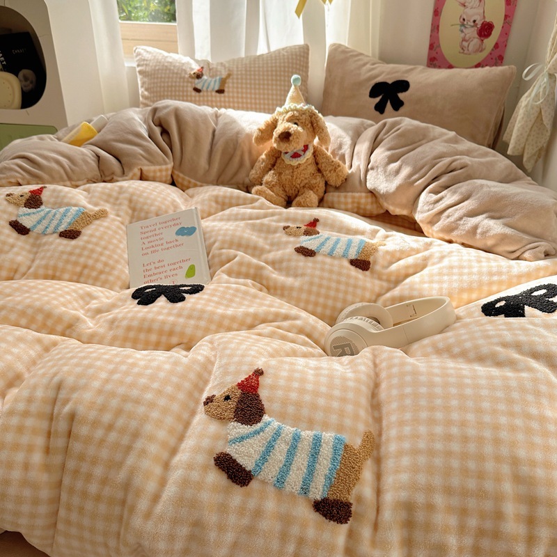 漫画ミルクフリーステリークロス刺繍4点セット冬用厚手コーラルフランネル布団カバーと3点シーツセット